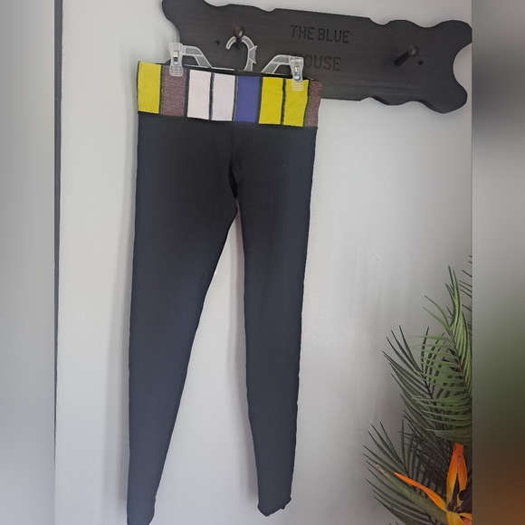 Lululemon Leggings Full Length Size 6 - Picture 3 of 8